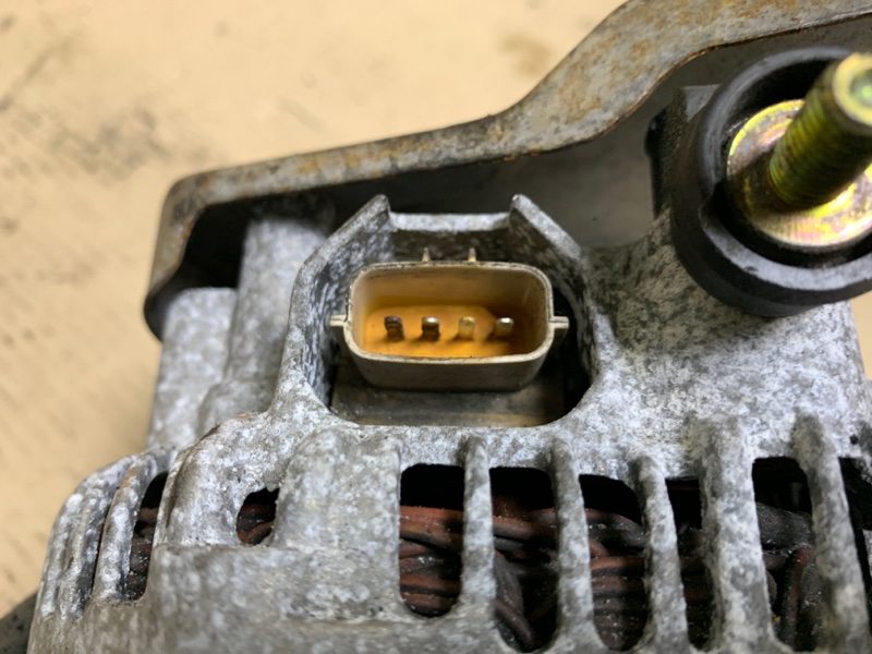 Генератор MITSUBISHI GALANT 03-12 Седан 2.4 4G69