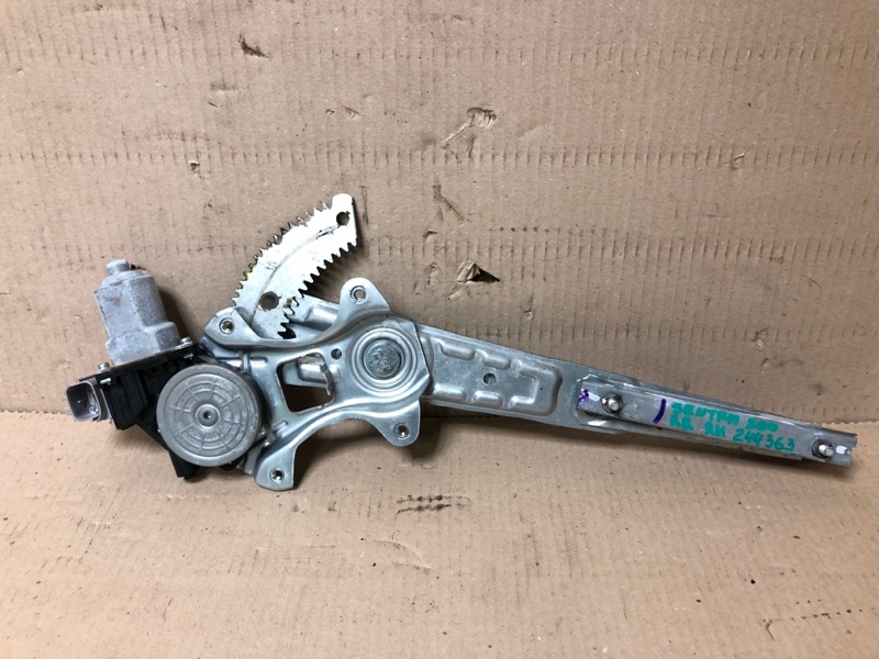 Стеклоподъемник задний правый NISSAN SENTRA B17 12-21 2018 Седан 82720-4KH0B Б/У