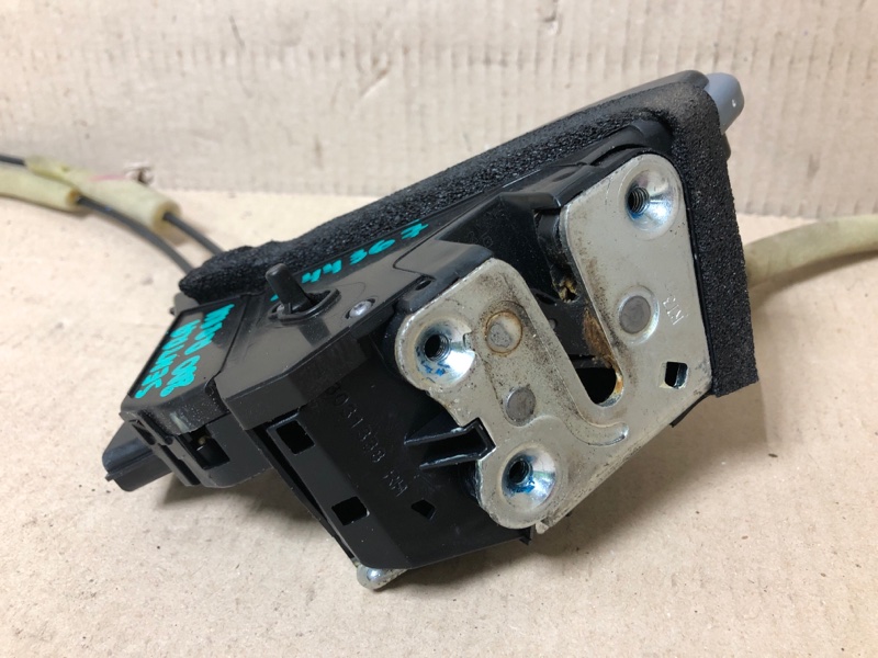 Замок двери задний правый NISSAN SENTRA B17 12-21 2018 Седан 82500-9AN0A Б/У