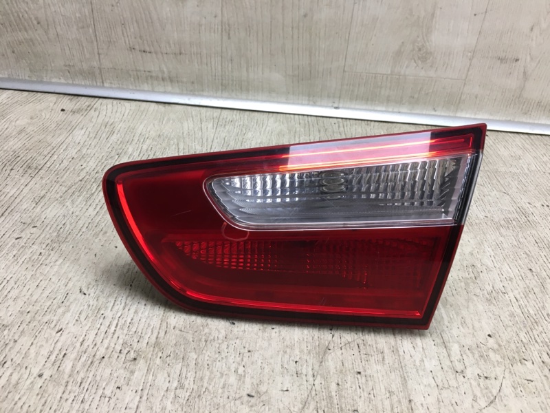 Фонарь внутренний задний правый KIA RIO UB 2011-2017 UB 92404-1W010 Б/У