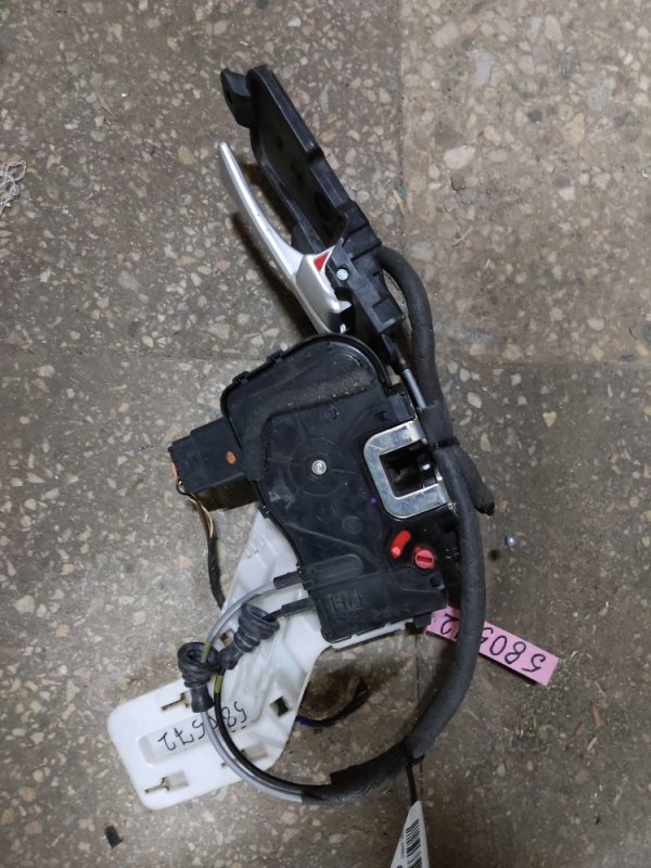 Замок двери задний правый SONATA YF 10-14 Замок двери задний правый SONATA YF 10-14