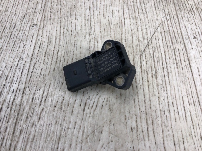 Запчасть датчик абсолютного давления (map sensor) VOLKSWAGEN JETTA USA 10-17 2017 162 1.4 CZTA 04E 906 051 Б/У Датчик абсолютного давления (MAP sensor) VOLKSWAGEN JETTA USA 10-17 2017 162 1.4 CZTA 04E 906 051 Б/У