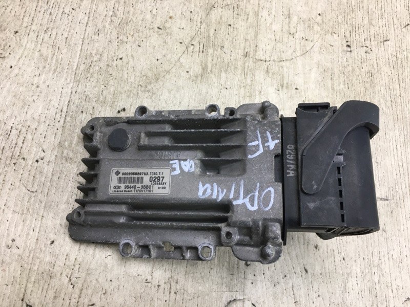 Запчасть блок управления акпп KIA OPTIMA TF 11-16 14- 2010-2015 TF 95440-3BBC1 Б/У Блок управления АКПП KIA OPTIMA TF 11-16 14- 2010-2015 TF 95440-3BBC1 Б/У
