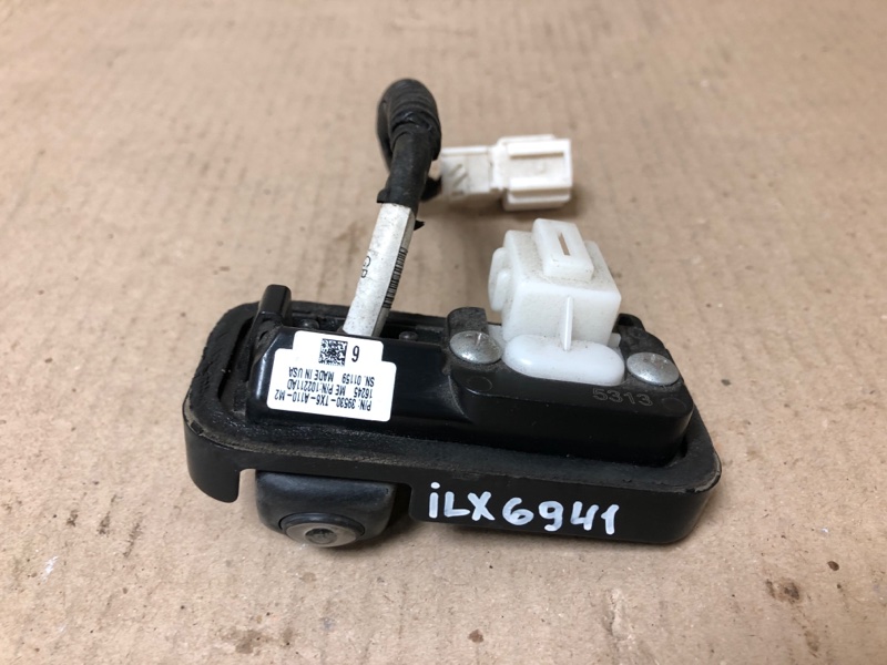 Камера заднего вида ACURA ILX 16-19 2017 Седан 2.4 39530-TX6-A11 Б/У