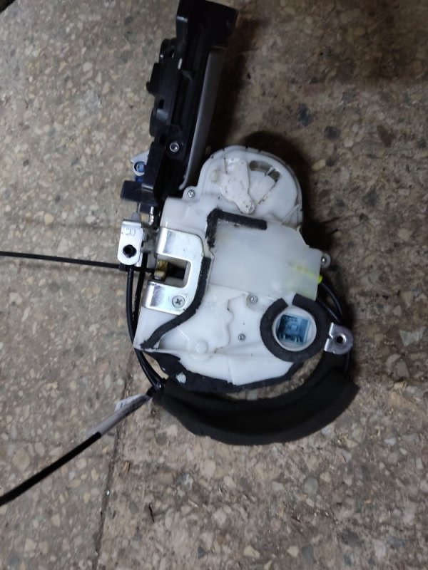 Запчасть замок двери задний правый HONDA ACCORD CU8 / TSX 08-14 72610-TL0-J01 Б/У Замок двери задний правый HONDA ACCORD CU8 / TSX 08-14 72610-TL0-J01 Б/У