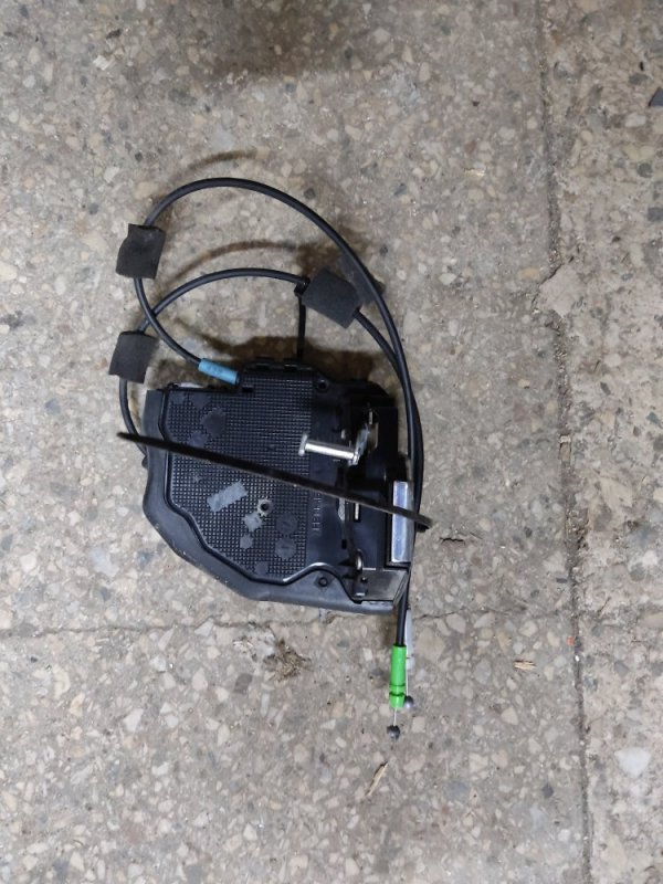 Замок двери задний правый RAV4 05-12 Замок двери задний правый RAV4 05-12