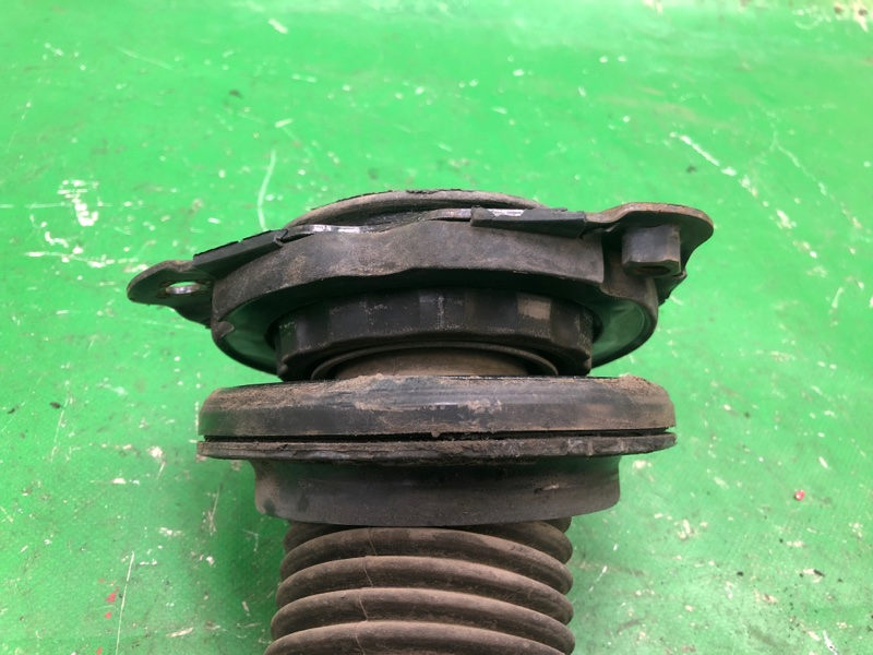 Опора амортизатора передняя левая TEANA J32 08-14