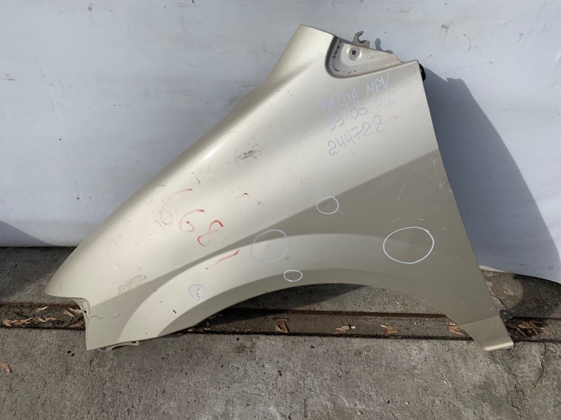 Крыло переднее левое MPV 99-06 2.5. GY. KG440AA