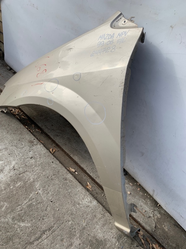 Крыло переднее левое MPV 99-06 2.5. GY. KG440AA