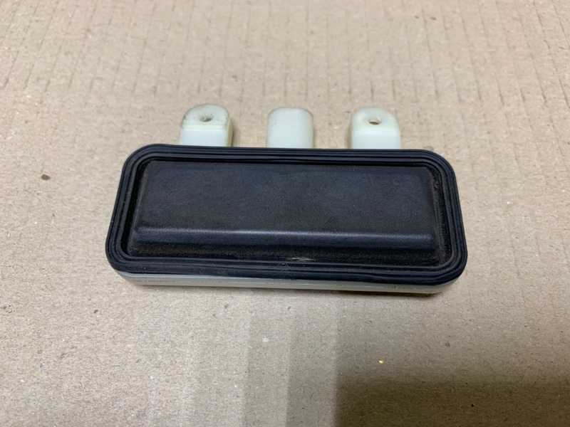 Кнопка открывания багажника наружная INFINITI QX30 16-20 2018 Внедорожник 2.0 20PET 25380-5DA0A Б/У