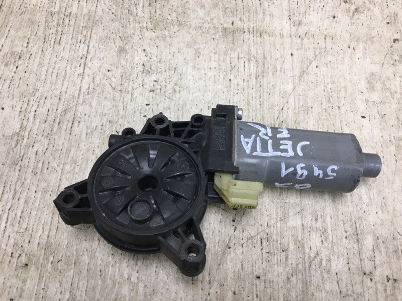 Моторчик стеклоподъемника передний правый VOLKSWAGEN JETTA USA 10-17 2011 162 CBTA 2.5L 6R0 959 802 P Б/У