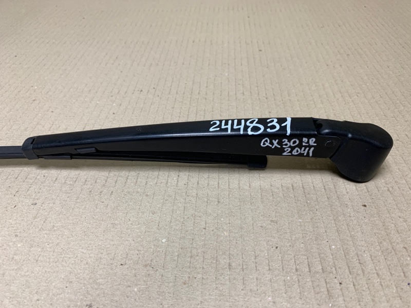 Поводок стеклоочистителя задний QX30 16-20 2018 Внедорожник 2.0 20PET