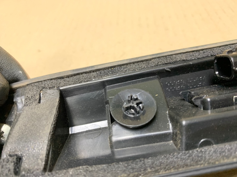 Панель подсветки номера QX30 16-20 2018 Внедорожник 2.0 20PET