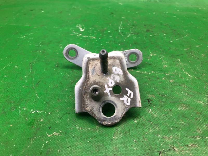 Петля двери верхняя передняя правая FORD FIESTA 08-17 2013 CCN 1.6 HXJB AE8Z-5422810-A Б/У