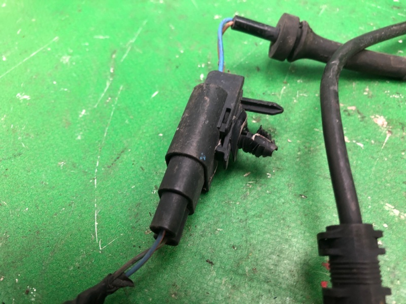 Датчик ABS задний левый FORD FOCUS 10-18 BK 2.0 XQDA