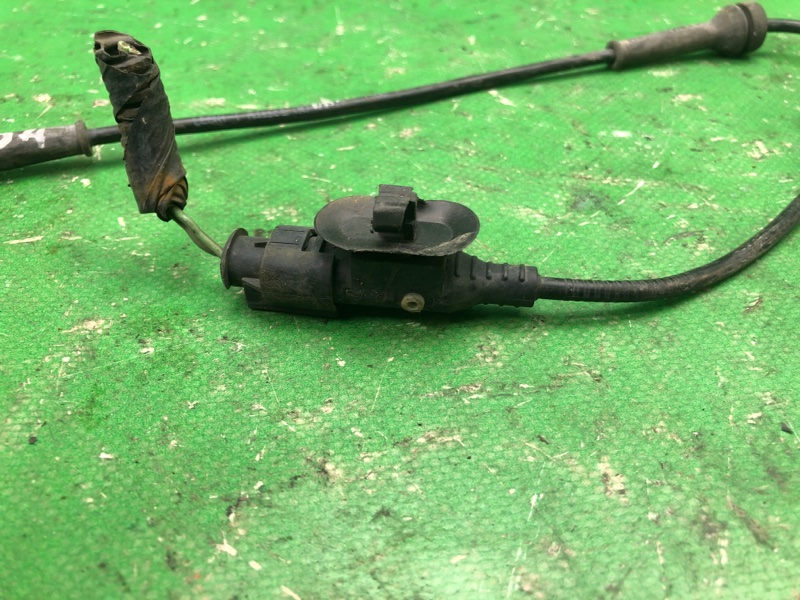 Датчик ABS передний левый DODGE DART 12-16 PF 2.4 ED8