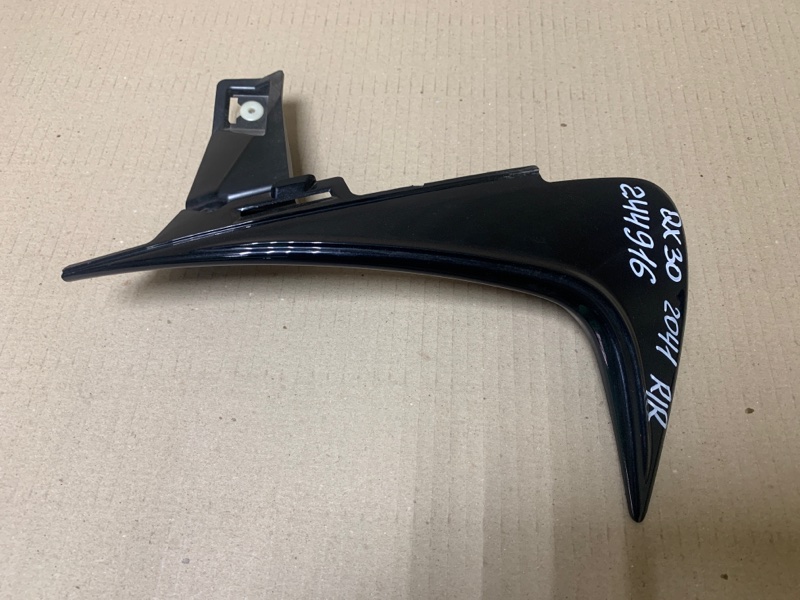 Накладка крышки багажника правая QX30 16-20 2018 Внедорожник 2.0 20PET