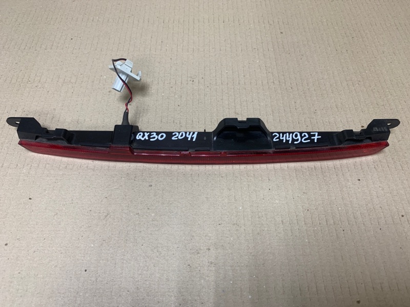 Запчасть стоп-сигнал INFINITI QX30 16-20 2018 Внедорожник 2.0 20PET 26590-5DA0B Б/У Стоп-сигнал INFINITI QX30 16-20 2018 Внедорожник 2.0 20PET 26590-5DA0B Б/У
