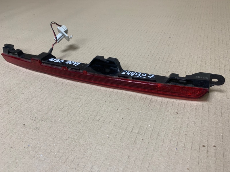 Стоп-сигнал QX30 16-20 2018 Внедорожник 2.0 20PET Стоп-сигнал QX30 16-20 2018 Внедорожник 2.0 20PET