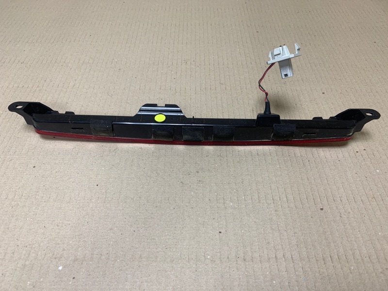 Стоп-сигнал QX30 16-20 2018 Внедорожник 2.0 20PET Стоп-сигнал QX30 16-20 2018 Внедорожник 2.0 20PET