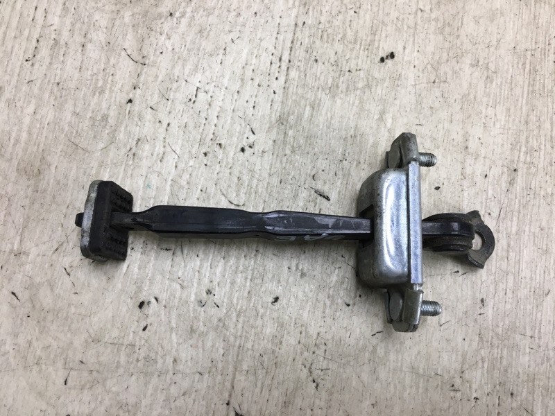 Ограничитель двери задний правый OPTIMA TF 11-16 Ограничитель двери задний правый OPTIMA TF 11-16