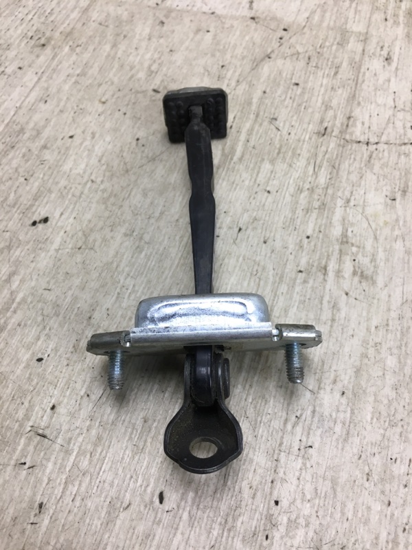 Ограничитель двери передний левый KIA OPTIMA TF 11-16 Ограничитель двери передний левый KIA OPTIMA TF 11-16