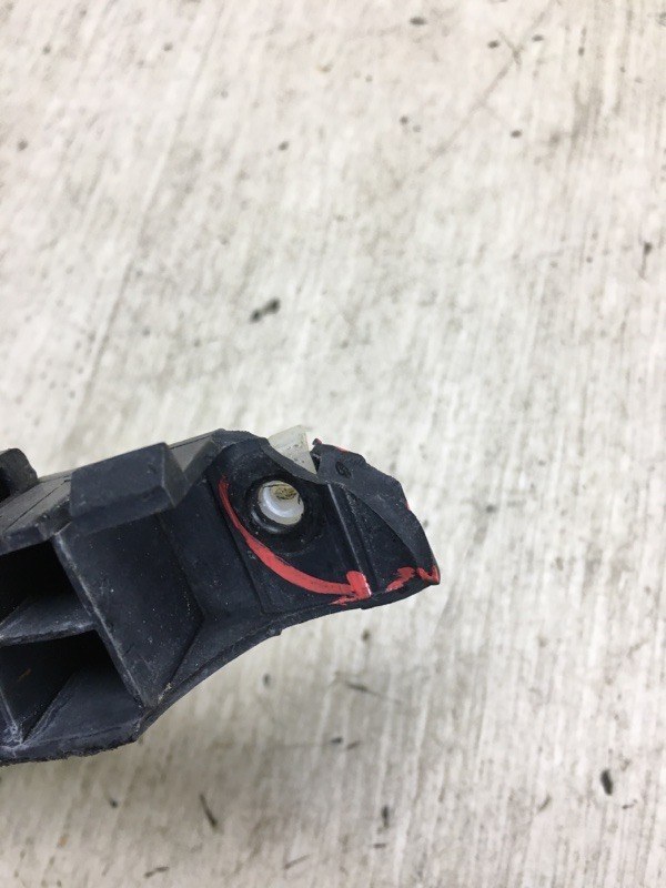 Кронштейн переднего бампера (на крыле) передний левый SANTA FE (CM) 05-12 2006-2009 CM 2.2CRDI D4EB