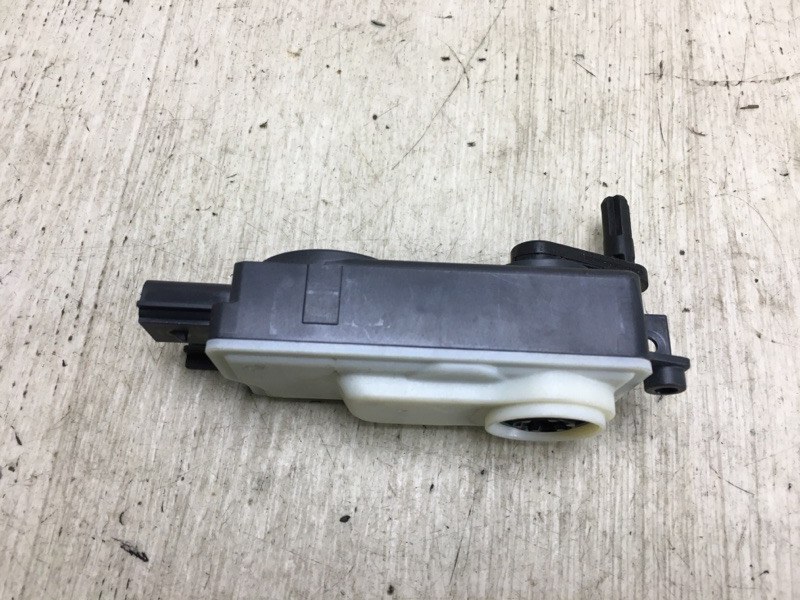 Моторчик заслонки печки FORD MUSTANG MACH-E 19- CGW