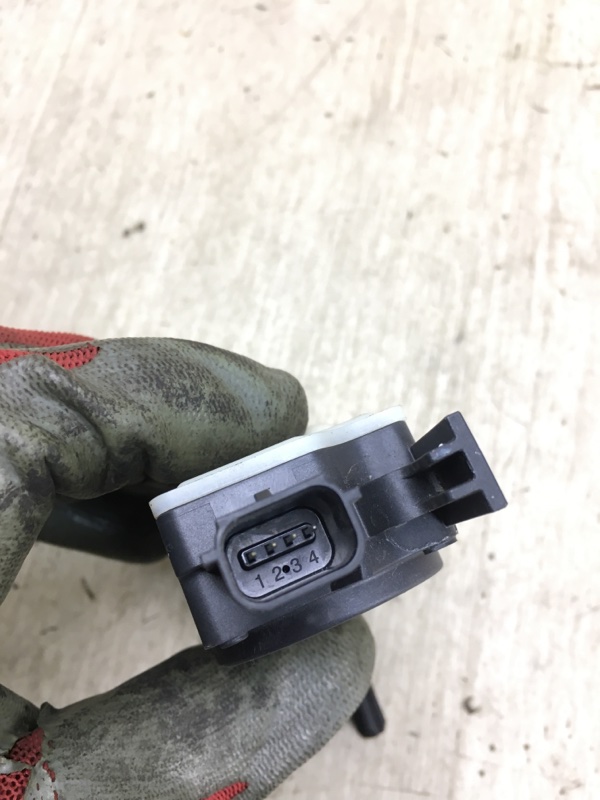 Моторчик заслонки печки MUSTANG MACH-E 19- 2019- CGW