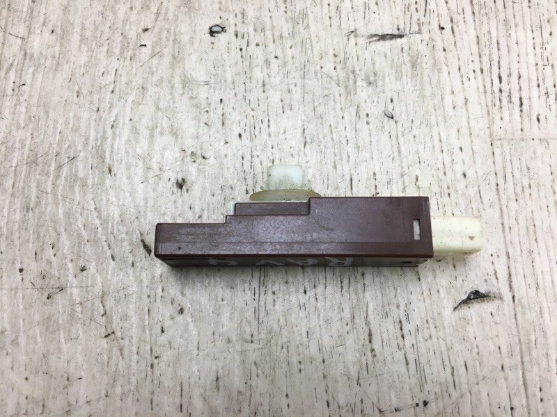 Запчасть антенна TOYOTA RAV4 13-19 2017 ZSA42 2.0 3ZRFE 899A0-60010 Б/У Антенна TOYOTA RAV4 13-19 2017 ZSA42 2.0 3ZRFE 899A0-60010 Б/У