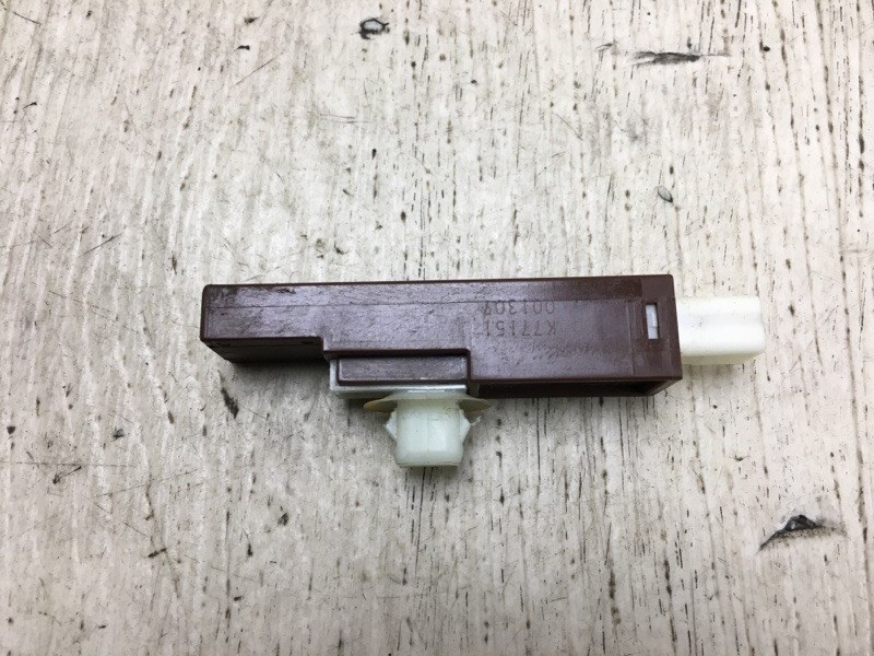 Антенна RAV4 13-19 2017 ZSA42 2.0 3ZRFE Антенна RAV4 13-19 2017 ZSA42 2.0 3ZRFE