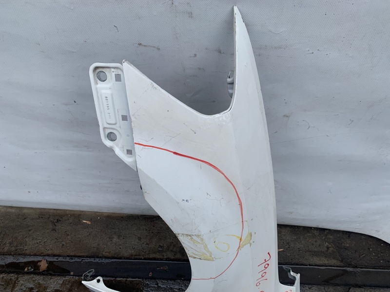 Крыло переднее левое PASSAT B7 11-15 2014 Седан 2.5 CBUA