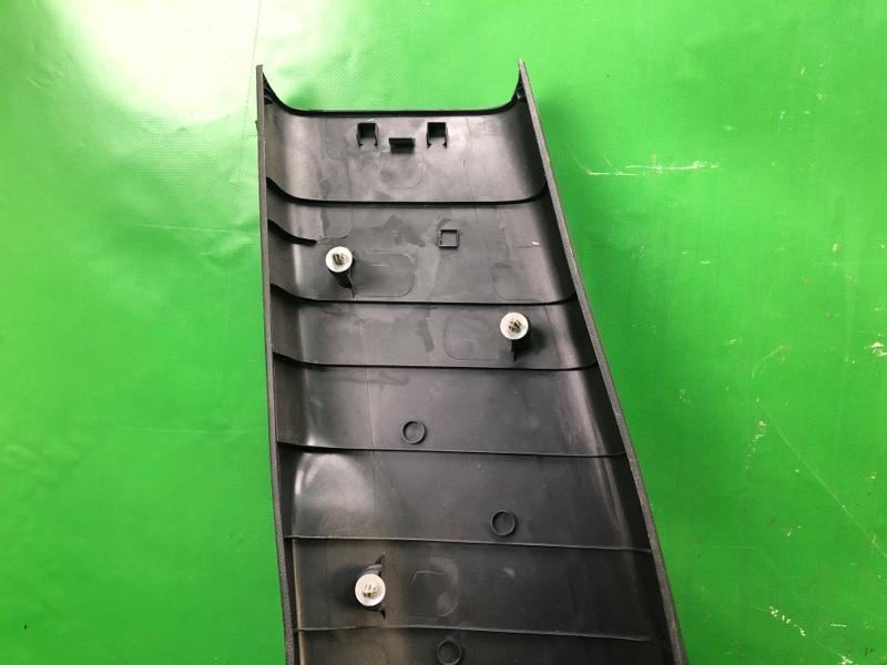 Накладка в салоне правая NV200 USA 13- Накладка в салоне правая NV200 USA 13-