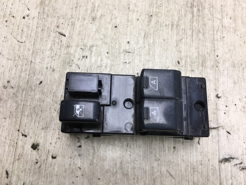 Блок управления стеклоподъемниками NISSAN NV200 USA 13- 13-17 25401-3LM0A Б/У