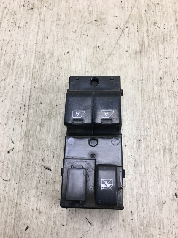 Блок управления стеклоподъемниками NISSAN NV200 USA 13-