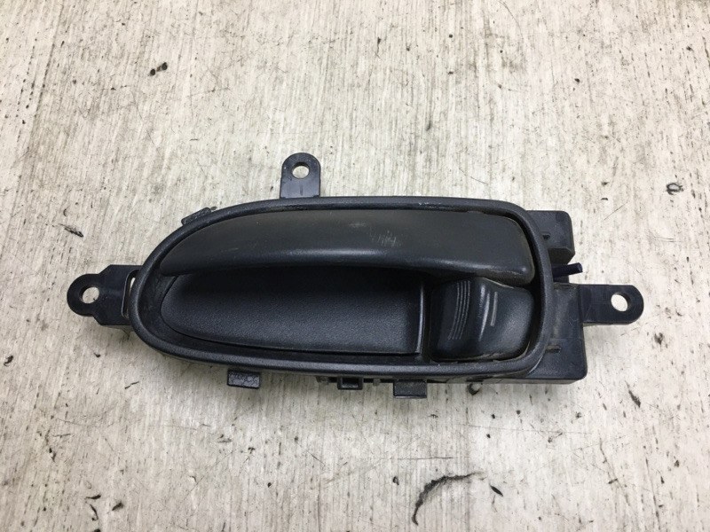 Ручка двери внутренняя передняя левая NV200 USA 13- 13-17