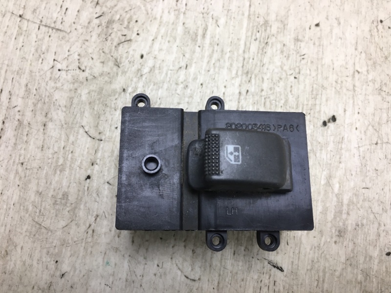 Кнопка стеклоподъемника задняя левая HYUNDAI GRANDEUR 05-11 2005-2010 TG 3.3 G6DB 93580-3L000 Б/У