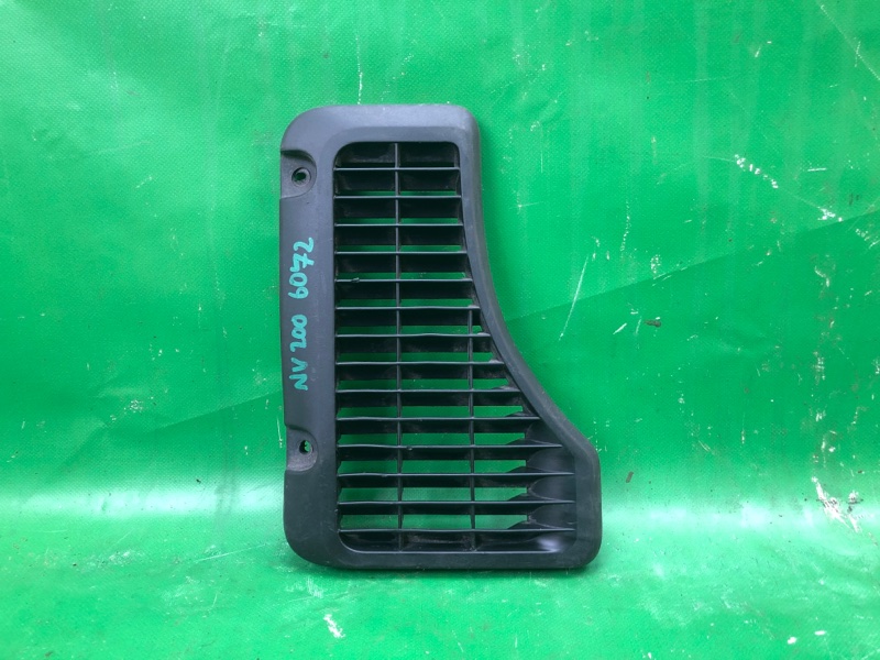 Накладка в салоне правая NISSAN NV200 USA 13- 2015 M20XUS 2.0 MR20DE 84948-3LM0C Б/У