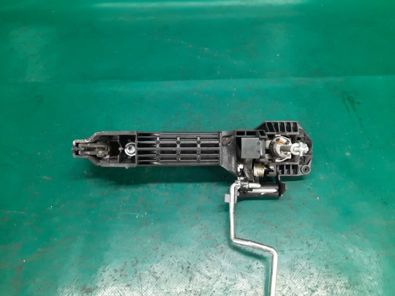 Ручка двери наружная передняя левая MATRIX 08-14 2008 Хэтчбек 1.8 2ZRFE