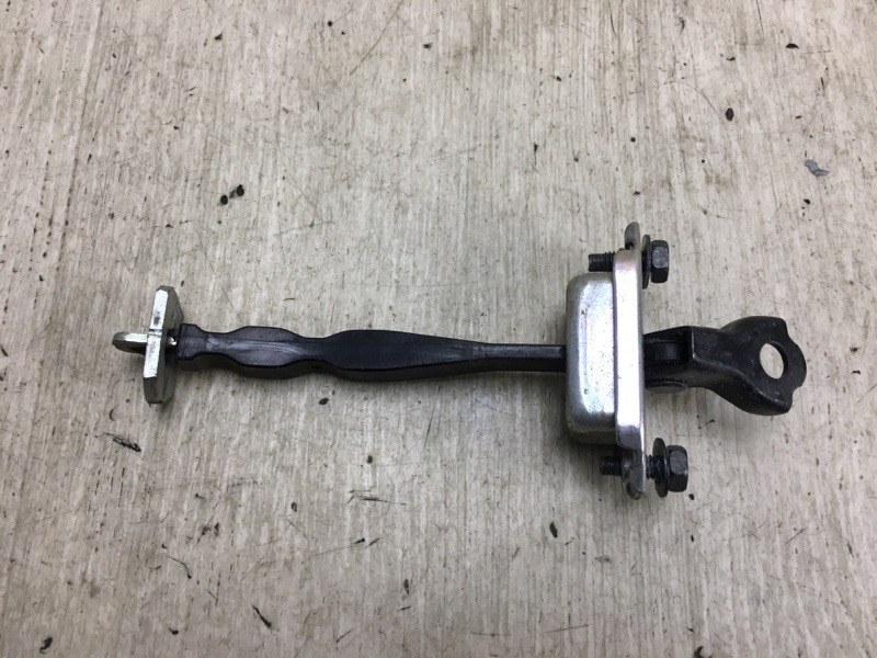 Запчасть ограничитель двери задний левый NISSAN SENTRA B17 12-21 82430-3RA0A Б/У Ограничитель двери задний левый NISSAN SENTRA B17 12-21 82430-3RA0A Б/У