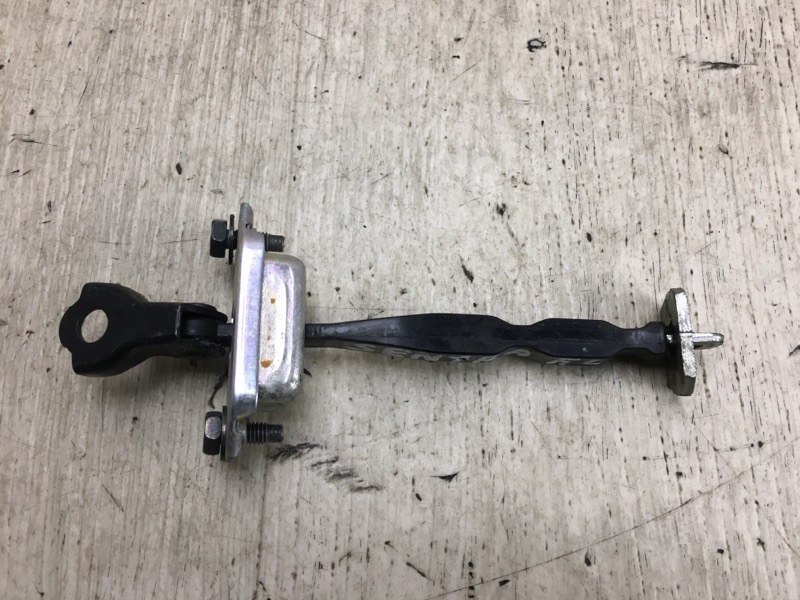 Ограничитель двери передний левый NISSAN SENTRA B17 12-21 80430-3RA0A Б/У