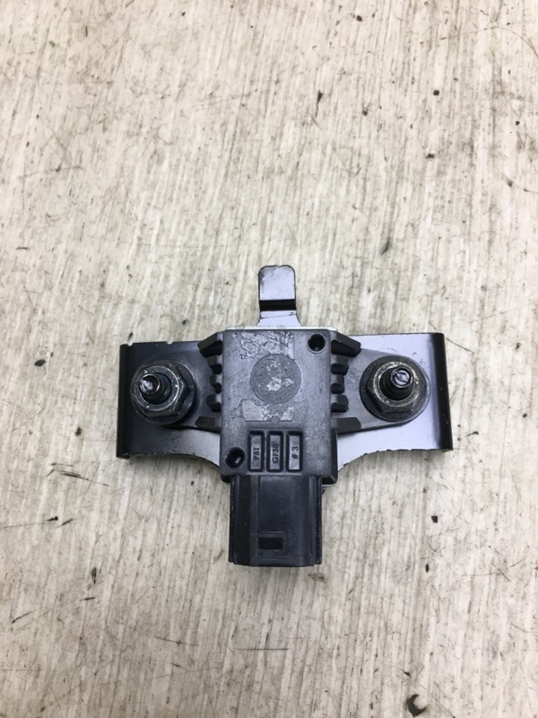 Датчик удара SENTRA B17 12-21