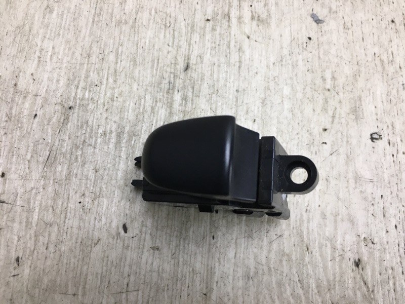 Кнопка стеклоподъемника задняя левая NISSAN SENTRA B17 12-21 254111KL5A Б/У