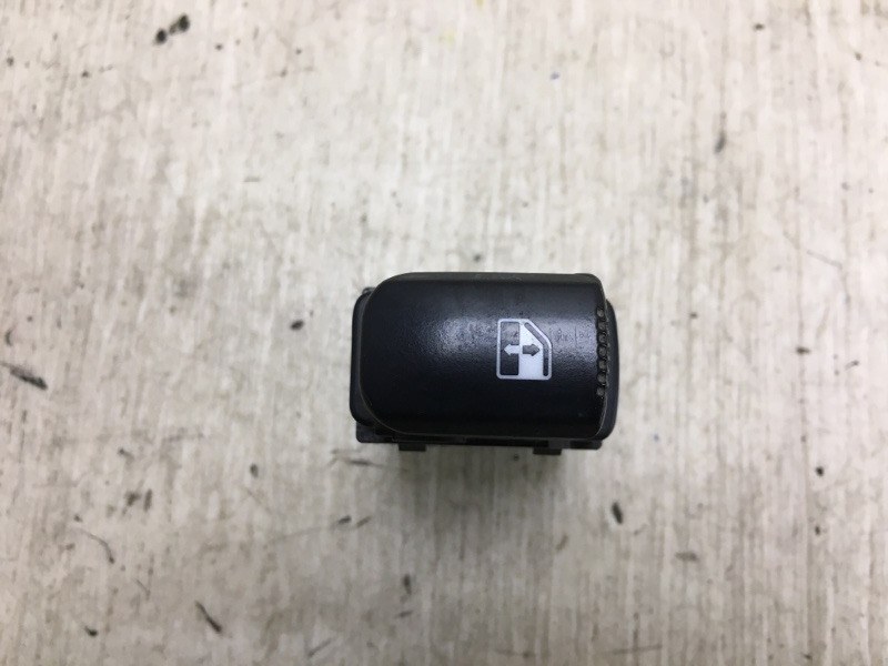 Кнопка стеклоподъемника задняя левая HYUNDAI SANTA FE (CM) 05-12 2006-2009 CM 93580-2B000-WK Б/У