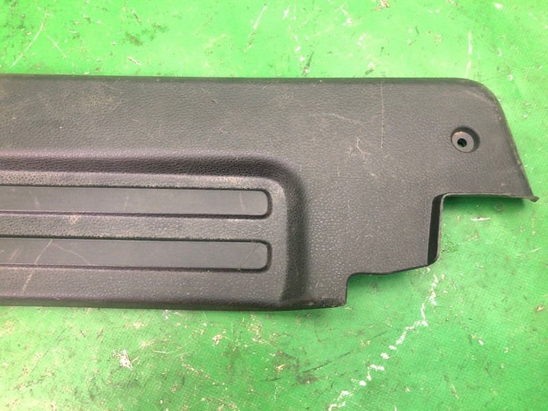 Накладка порога внутрення задняя левая NV200 USA 13- 2015 M20XUS 2.0 MR20DE