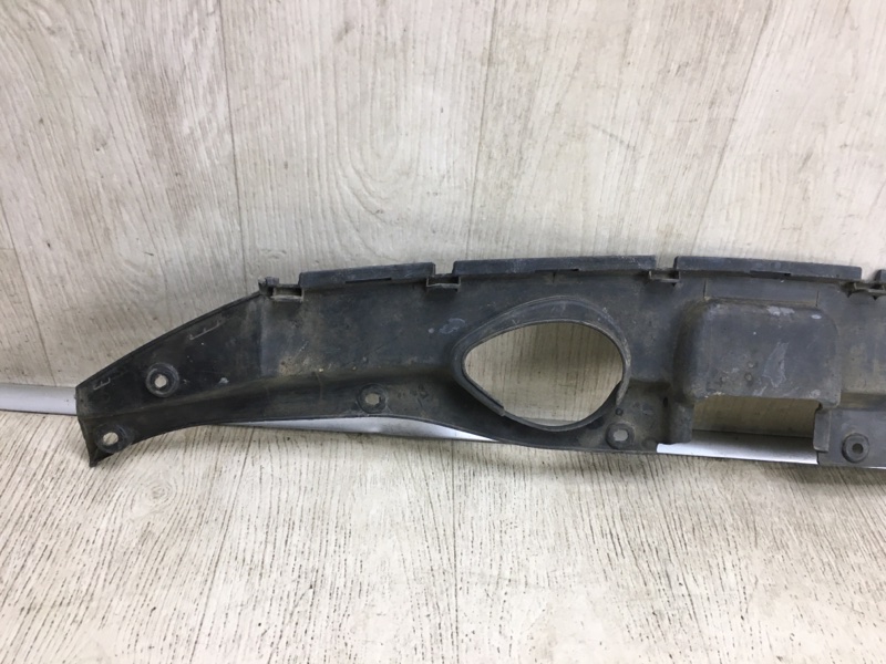 Накладка замка капота SANTA FE (CM) 05-12 2006-2009 CM 2.2CRDI D4EB