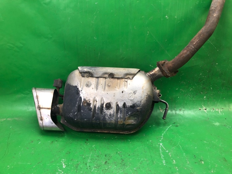 Запчасть глушитель левый MAZDA CX-9 06-16 2008 Внедорожник 3.7 CY02-40-200F Б/У Глушитель левый MAZDA CX-9 06-16 2008 Внедорожник 3.7 CY02-40-200F Б/У