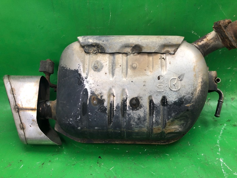 Глушитель левый CX-9 06-16 2008 Внедорожник 3.7 Глушитель левый CX-9 06-16 2008 Внедорожник 3.7