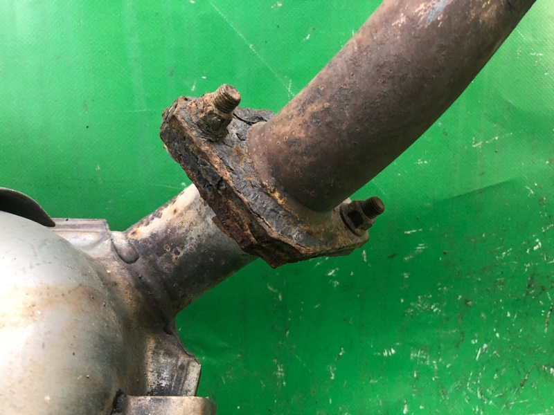 Глушитель левый MAZDA CX-9 06-16 Внедорожник 3.7 Глушитель левый MAZDA CX-9 06-16 Внедорожник 3.7