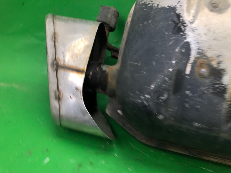 Глушитель левый CX-9 06-16 2008 Внедорожник 3.7 Глушитель левый CX-9 06-16 2008 Внедорожник 3.7